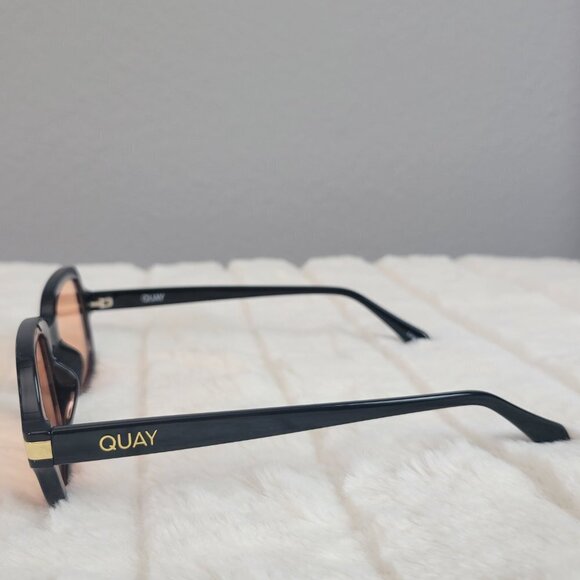 QUAY // ltd ed retro inspired rectangular frame orange lens throwback sunglasses main image 4